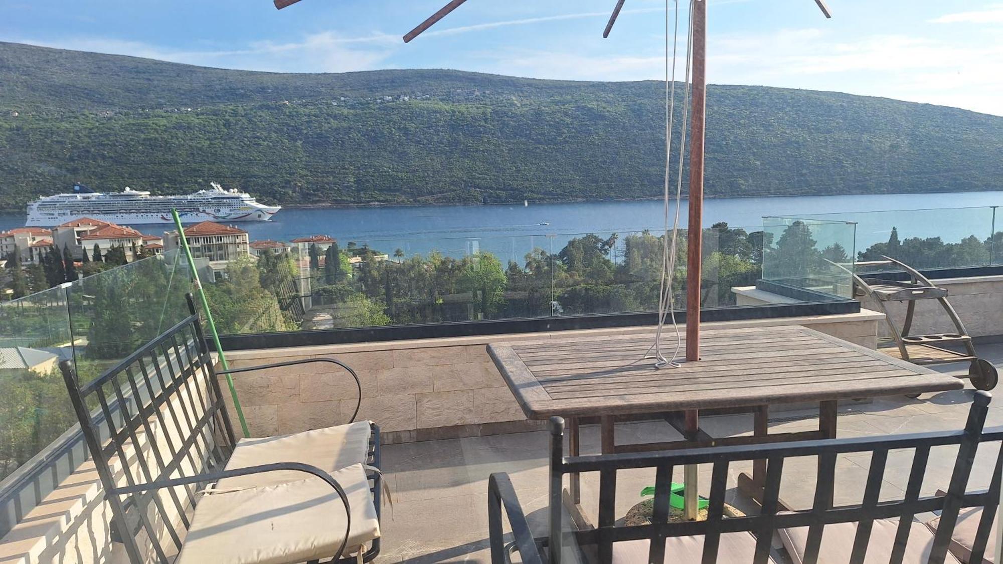 Апартаменты Porto Vista Penthouse Кумбор Экстерьер фото